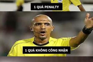 Cổ động viên "giận tím người" với pha cắt còi của trọng tài người Oman