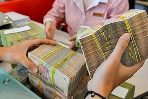 Lợi nhuận ngân hàng co lại, khối nợ xấu tăng lên Lợi nhuận ngân hàng co lại, khối nợ xấu tăng lên