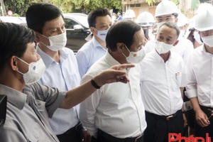 Phó Thủ tướng Lê Văn Thành kiểm tra Dự án cao tốc Tân Phú – Bảo Lộc – Liên Khương Phó Thủ tướng Lê Văn Thành kiểm tra Dự án cao tốc Tân Phú – Bảo Lộc – Liên Khương