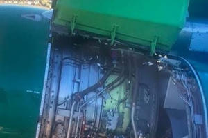 Vỏ động cơ máy bay Airbus 320 “rụng” khi vừa cất cánh Vỏ động cơ máy bay Airbus 320 “rụng” khi vừa cất cánh