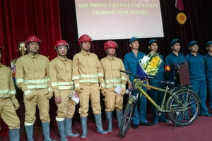 Sau vụ cháy karaoke 68: Phường Dịch Vọng Hậu tăng cường thêm Đội PCCC cơ động tình nguyện