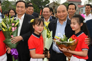 Thủ tướng dự Ngày hội Đại đoàn kết toàn dân tộc tại Bắc Giang