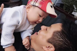 Tuấn Hưng bức xúc vì con trai bị xúc phạm