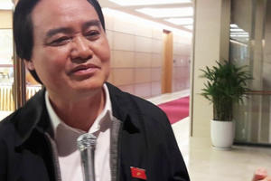 Bộ trưởng GD-ĐT hứa đồng hành, tăng lương cho giáo viên Bộ trưởng GD-ĐT hứa đồng hành, tăng lương cho giáo viên