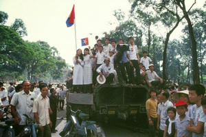 Sau Chiến thắng 30/4: Vì sao Sài Gòn gần như nguyên vẹn?