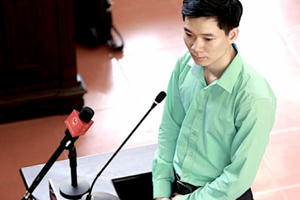 Chữ ký của bác sĩ Hoàng Công Lương