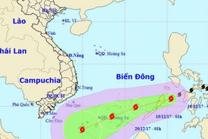 Bão Kai-tak liên tục mạnh lên, trưa nay sẽ vào Biển Đông Bão Kai-tak liên tục mạnh lên, trưa nay sẽ vào Biển Đông