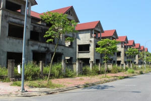 Hà Tĩnh: Hàng chục căn biệt thự hạng sang "chết lâm sàng" giữa lòng thành phố