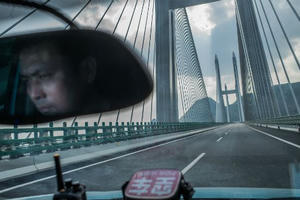 Nghịch lý nợ nhiều nhưng vẫn cố xây cầu cao, đường dài ở Trung Quốc