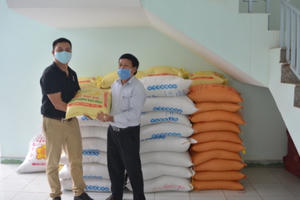 Tiếp tục lan toả chương trình “Gạo Nghĩa Tình” đến người dân nghèo vùng sâu tỉnh Đồng Nai