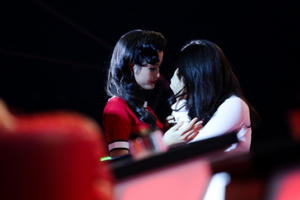 Giọng hát Việt 2017 tập 10: Đông Nhi "cứu" hot girl Hàn Quốc Han Sara khi bị Noo Phước Thịnh loại