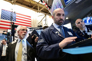 Chứng khoán Mỹ lại lập đỉnh mới