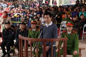 Bản tin Pháp luật Plus ngày 26/12/2016: Tuyên án tử hình với kẻ sát hại 4 mạng người ở Lào Cai