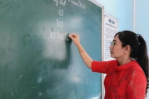 Vinh danh 50 giáo viên có nhiều sáng kiến trong điều kiện khó khăn