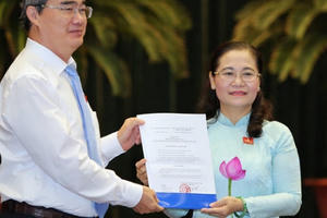 Công bố Nghị quyết của UBTVQH về công tác cán bộ