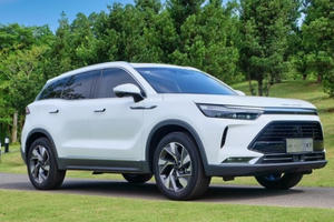 Xe Trung Quốc được săn đón nhất Việt Nam, gặp khó tại quê nhà Xe Trung Quốc được săn đón nhất Việt Nam, gặp khó tại quê nhà