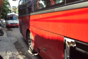 UB ATGT Quốc Gia đề nghị xử nghiêm vụ hai xe khách “hỗn chiến”