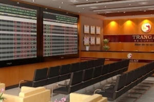 Trả hồ sơ vụ lừa đảo tại Công ty chứng khoán Tràng An