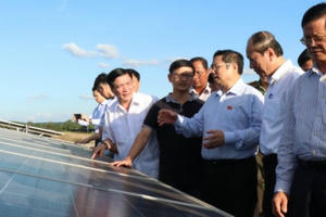 Tuyệt đối không đánh đổi môi trường để phát triển kinh tế Tuyệt đối không đánh đổi môi trường để phát triển kinh tế