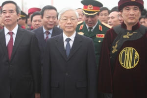 Tổng Bí thư cùng nhân dân dâng hương tưởng nhớ các Vua Hùng