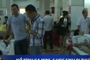 Thời sự 8h sáng ngày 18/5/2016: Nổ bình ga mini, 5 học sinh bị thương