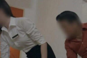 Trưởng phòng giáo dục huyện Bình Xuyên bị kỷ luật vì "sàm sỡ" nữ giáo viên