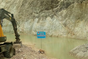 Tiến hành san lấp “bẫy chết người” trên triền núi nơi nữ sinh đuối nước tử vong