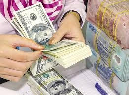 Tỷ giá ngoại tệ ngày 29/9: Vàng rớt giá, USD tăng mạnh