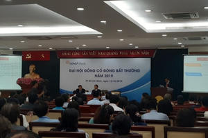 ĐHCĐ bất thường DongABank: Không thông qua phương án chào bán cổ phần để tăng vốn ĐHCĐ bất thường DongABank: Không thông qua phương án chào bán cổ phần để tăng vốn