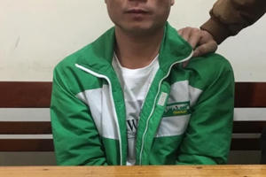 Con nghiện lên biên giới đi gom “hàng trắng”