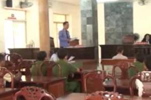 Bị tình già lấy mạng vì hỏi “sao không sang ngủ?"