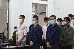 Giải quyết xích mích bằng vũ lực, 10 thanh niên phải ngồi tù