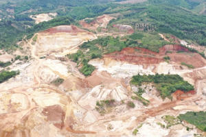 Núi rừng Lâm Đồng tan hoang vì nạn khai thác cao lanh