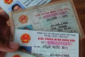 3 trẻ mồ côi muốn làm CMTND bị trưởng công an xã ra giá 300 triệu đồng