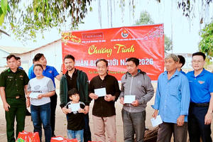 Xuân ấm tình quân - dân nơi biên cương Chàng Riệc