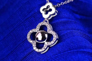 Quà tặng dây chuyền bạc có ý nghĩa đặc biệt như thế nào