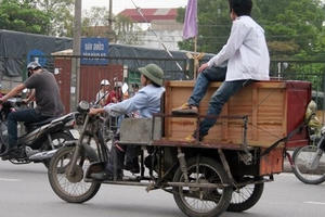 “Tử thần tự chế”