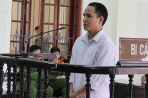 Nghệ An: Đoạt mạng bạn nhậu vì mời bia không uống