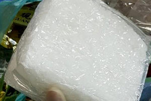 Bắc Giang: Gặp CSGT, nữ quái vứt nửa cân ma túy đá bỏ chạy