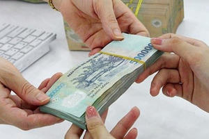 Từ 1/7/2019, lương công chức tăng lên 1,49 triệu đồng/tháng