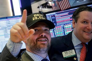 Chỉ số Dow Jones tăng hơn 500 điểm trong ngày bầu cử Tổng thống Mỹ Chỉ số Dow Jones tăng hơn 500 điểm trong ngày bầu cử Tổng thống Mỹ