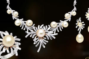 Trang sức ngọc trai cao cấp cho phụ nữ thành đạt