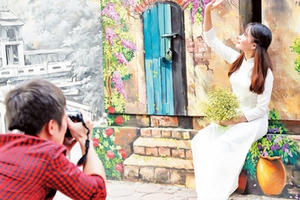 Bích họa "Hà Nội xưa và nay"