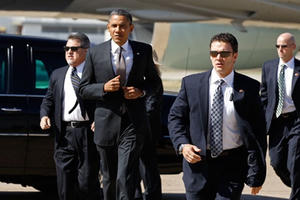 Cách mật vụ bảo vệ Obama vạch mặt nghi phạm tấn công