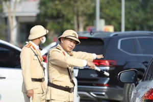 Giữ bình yên những cung đường Tết