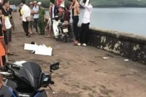 Quảng Trị: Nam sinh lớp 10 bị sét đánh tử vong bên hồ