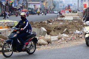 Bản tin Giao thông Plus 15/12/2016: Đường Trường Chinh chậm tiến độ, tiếp tục hành dân