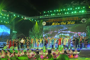 Hà Giang: Khai mạc Lễ hội 100 năm Chợ tình Khâu Vai