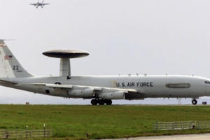 Mỹ lên tiếng xin lỗi Nga sau sự cố máy bay suýt đâm nhau ở Syria