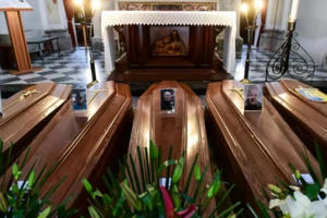 Italy vượt Anh trở thành nước có số ca tử vong do Covid-19 cao nhất châu Âu